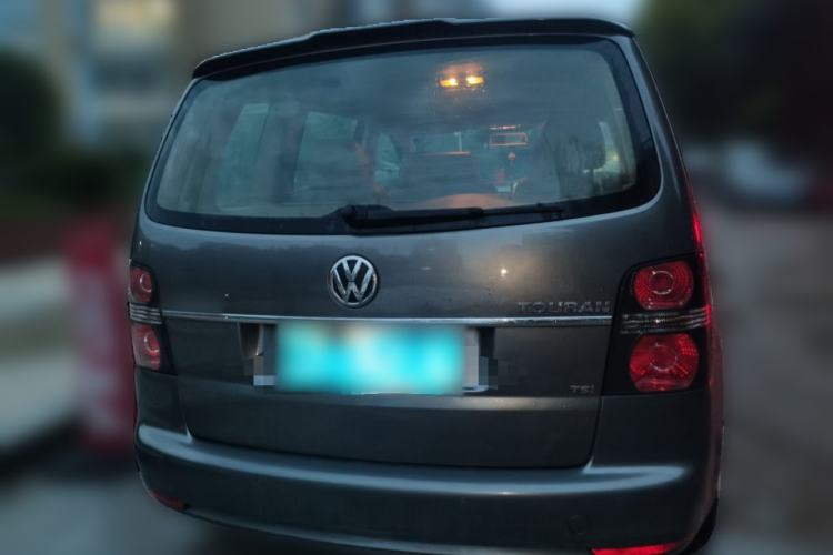 Used Volkswagen Touran 2011 1.4T Manual Zhiya Edition 5 Seats Rear