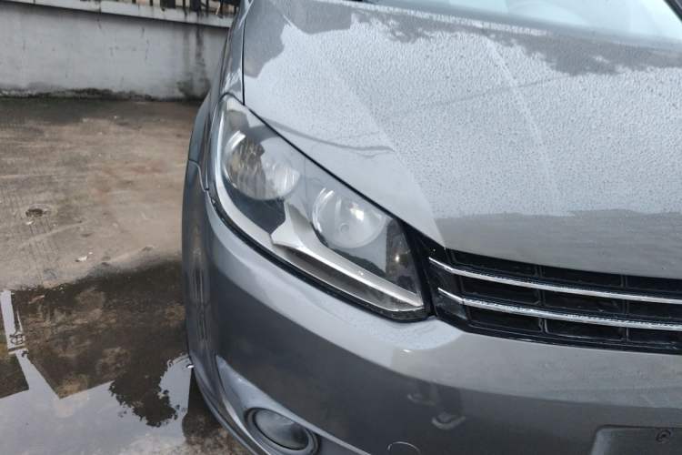 Used Volkswagen Touran 2011 1.4T DSG Zhiya Edition 5 Seats Right Front Headlight