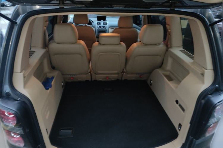 Used Volkswagen Touran 2011 1.4T DSG Zhiya Edition 5 Seats Trunk