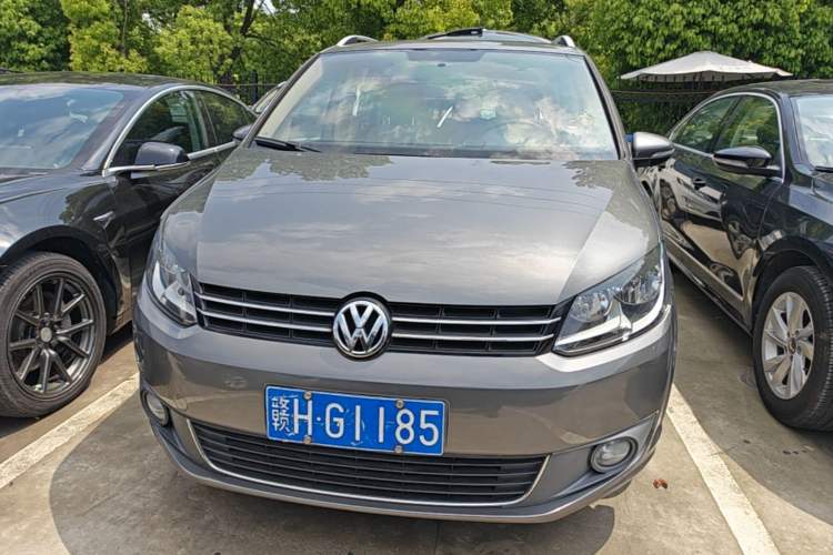 Used Volkswagen Touran 2011 1.4T DSG Zhiya Edition 5 Seats Front