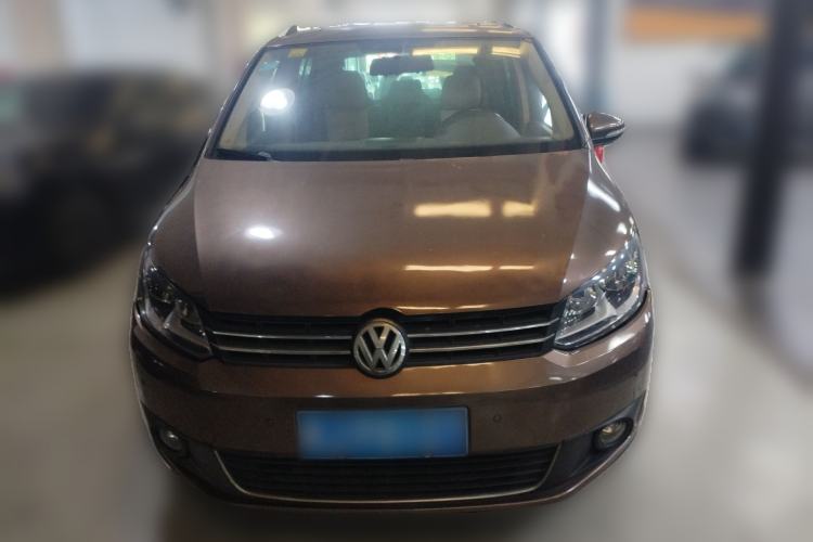 Used Volkswagen Touran 2011 1.4T DSG ZhiZhen Edition 7-Seater Front