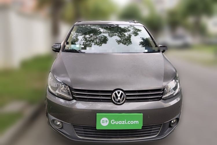 Used Volkswagen Touran 2011 1.4T Manual ZhiShang Edition 5-seater Front