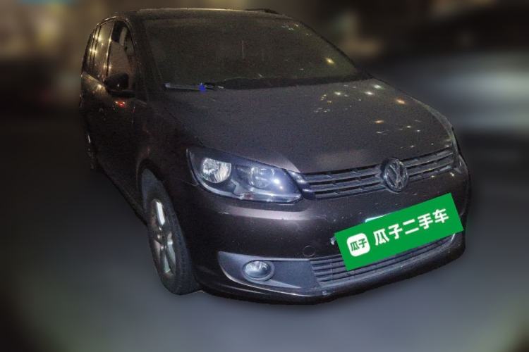 Used Volkswagen Touran 2011 1.4T DSG Zhiya Edition 5 Seats Front Right 45 Deg