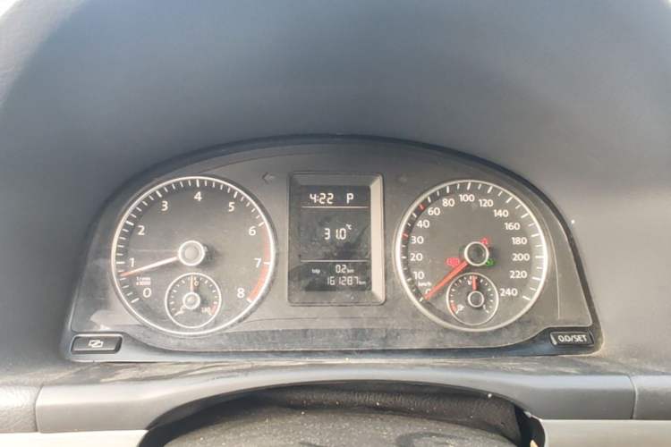 Used Volkswagen Touran 2011 1.4T DSG Zhiya Edition 5 Seats Instrument Cluster