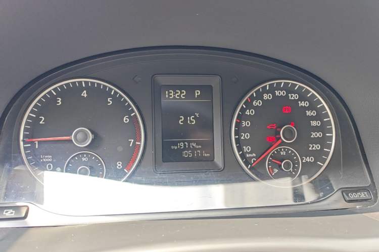 Used Volkswagen Touran 2011 1.4T DSG Zhiya Edition 5 Seats Instrument Cluster