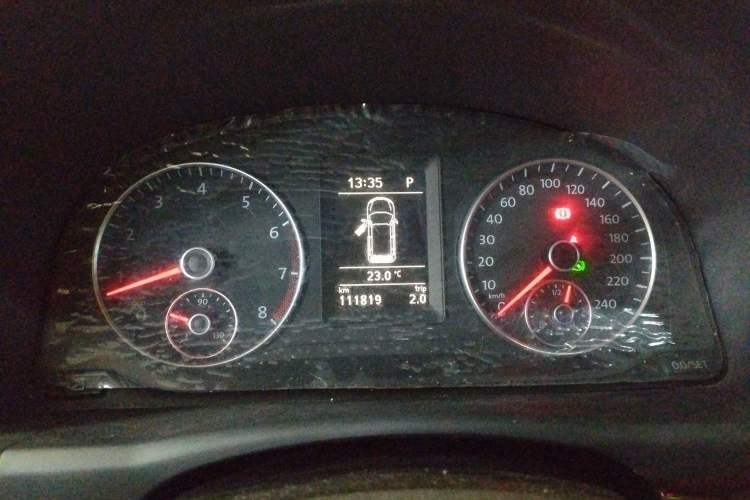 Used Volkswagen Touran 2011 1.4T DSG ZhiZhen Edition 7-Seater Instrument Cluster