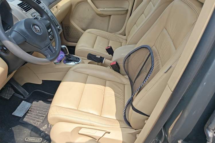 Used Volkswagen Touran 2011 1.4T DSG Zhiya Edition 5 Seats Left Front Seat