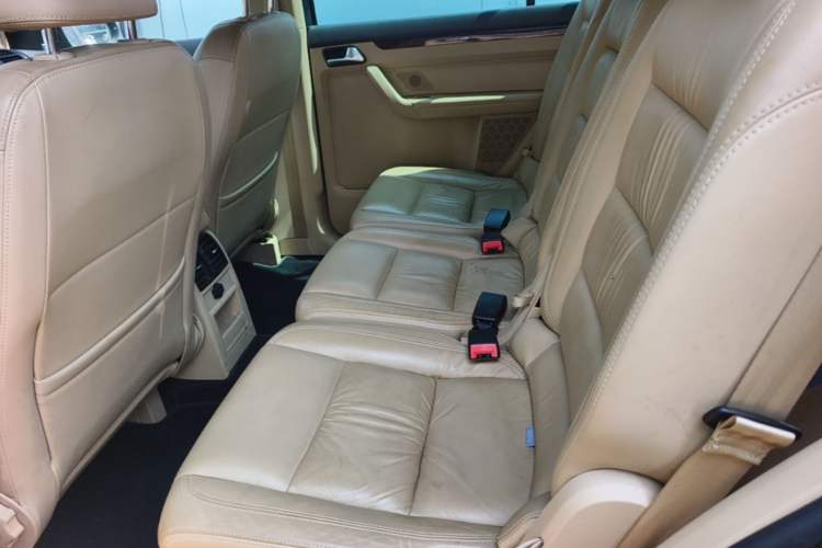 Used Volkswagen Touran 2011 1.4T DSG ZhiZhen Edition 5 Seats Left Rear Seat