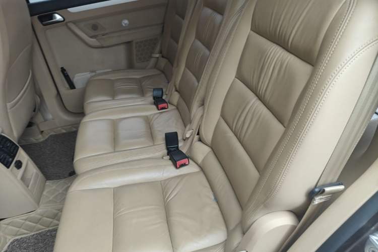 Used Volkswagen Touran 2011 1.4T DSG Zhiya Edition 5 Seats Left Rear Seat