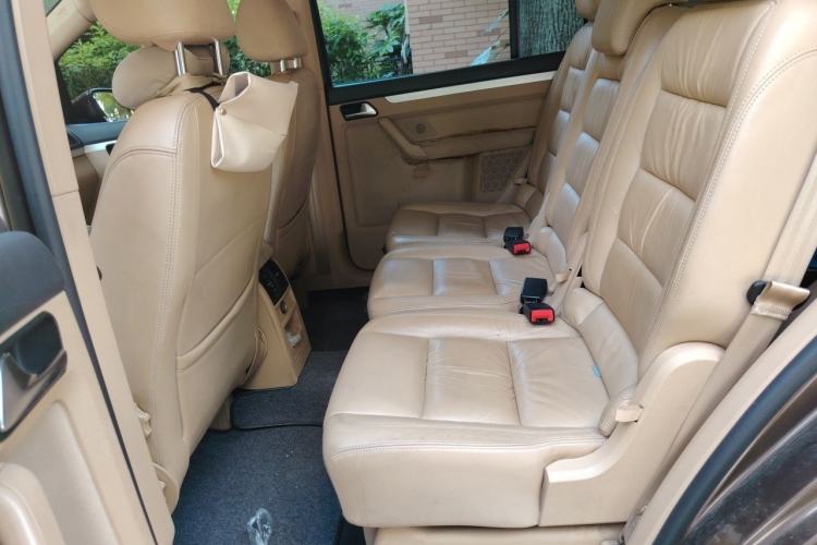 Used Volkswagen Touran 2011 1.4T DSG Zhiya Edition 5 Seats Left Rear Seat