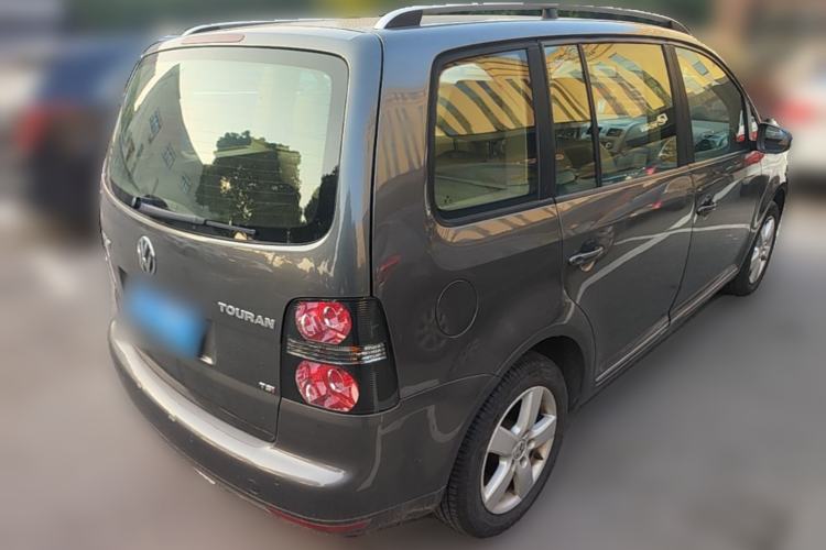 Used Volkswagen Touran 2011 1.4T DSG Zhiya Edition 5 Seats Rear Right 45 Deg