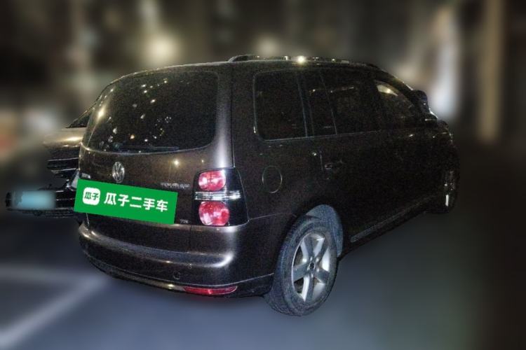 Used Volkswagen Touran 2011 1.4T DSG Zhiya Edition 5 Seats Rear Right 45 Deg