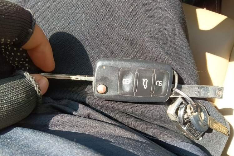 Used Volkswagen Touran 2011 1.4T Manual Zhiya Edition 5 Seats Vehicle Key