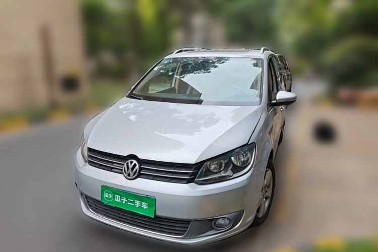 Used Volkswagen Touran 2011 1.4T DSG Zhiya Edition 5 Seats Guazi used car, China used car export, Used car for sale, Used  cars, Cheapest cars for sale