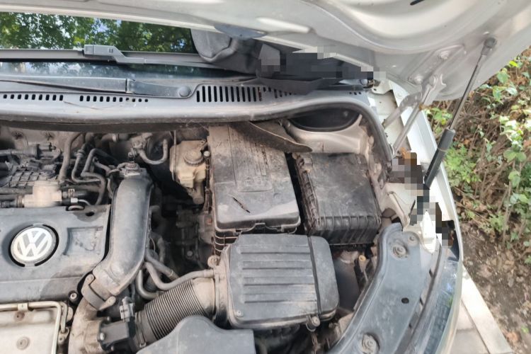 Used Volkswagen Touran 2011 1.4T DSG Zhiya Edition 5 Seats Engine Bay Left