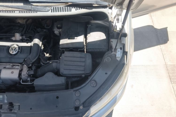 Used Volkswagen Touran 2011 1.4T DSG Zhiya Edition 5 Seats Engine Bay Left