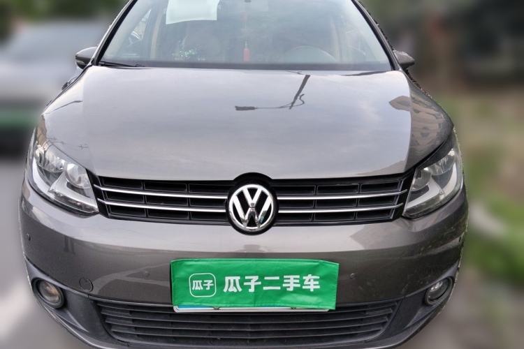 Used Volkswagen Touran 2011 1.4T DSG ZhiZhen Edition 7-Seater Front
