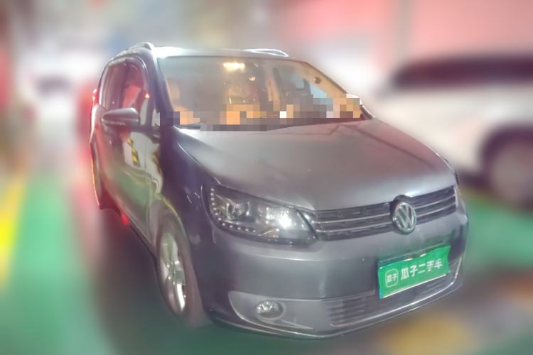 Used Volkswagen Touran 2011 1.4T DSG Zhiya Edition 5 Seats Front Right 45 Deg