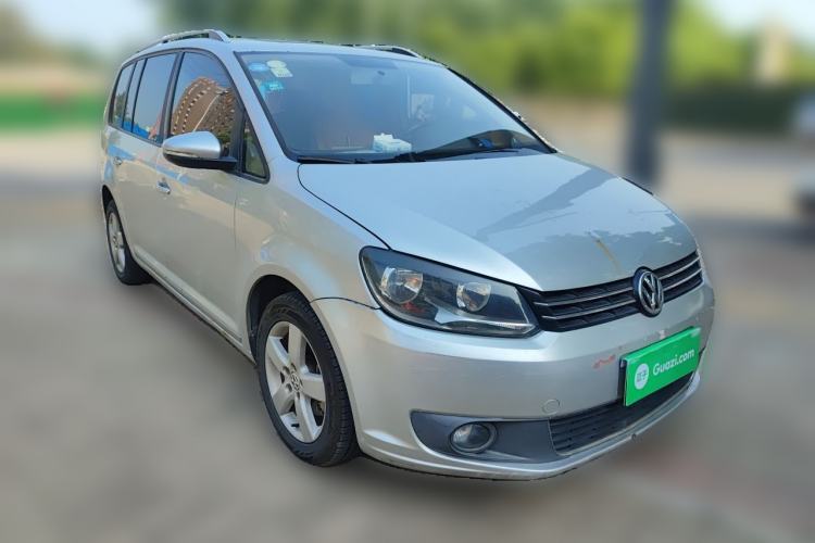 Used Volkswagen Touran 2011 1.4T DSG Zhiya Edition 5 Seats Front Right 45 Deg