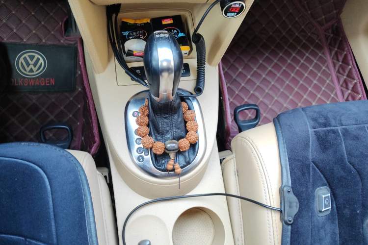 Used Volkswagen Touran 2011 1.4T DSG Zhiya Edition 5 Seats Gear Lever