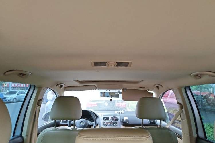 Used Volkswagen Touran 2011 1.4T DSG ZhiZhen Edition 5 Seats Headliner