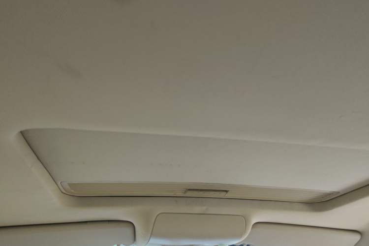 Used Volkswagen Touran 2011 1.4T DSG Zhiya Edition 5 Seats Headliner