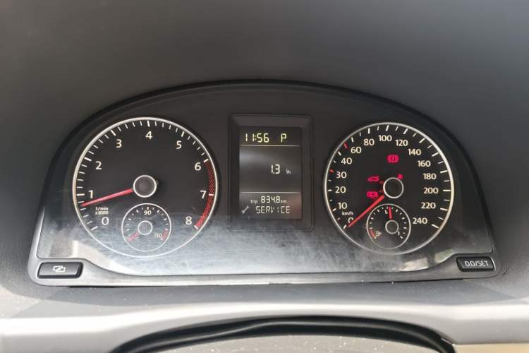 Used Volkswagen Touran 2011 1.4T DSG Zhiya Edition 5 Seats Instrument Cluster