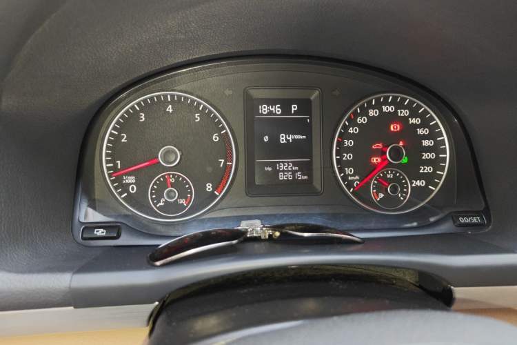 Used Volkswagen Touran 2011 1.4T DSG Zhiya Edition 5 Seats Instrument Cluster