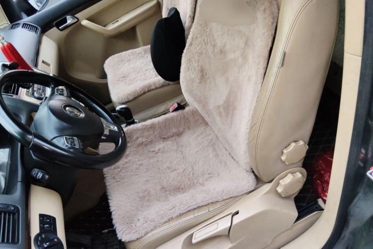 Used Volkswagen Touran 2011 1.4T DSG ZhiZhen Edition 7-Seater Left Front Seat