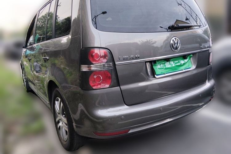 Used Volkswagen Touran 2011 1.4T DSG ZhiZhen Edition 7-Seater Rear Left 45 Deg