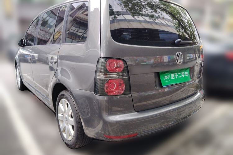 Used Volkswagen Touran 2011 1.4T Manual ZhiShang Edition 5-seater Rear Left 45 Deg