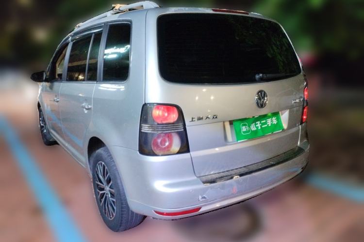 Used Volkswagen Touran 2011 1.4T Manual ZhiShang Edition 5-seater Rear Left 45 Deg