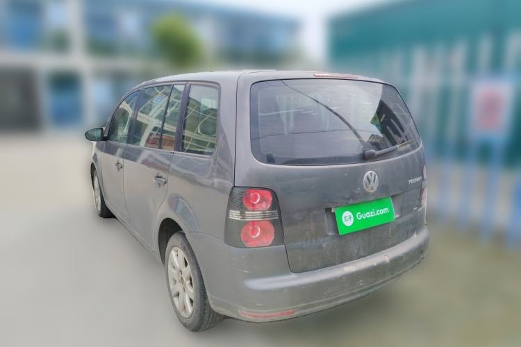 Used Volkswagen Touran 2011 1.4T Manual ZhiShang Edition 5-seater Rear Left 45 Deg