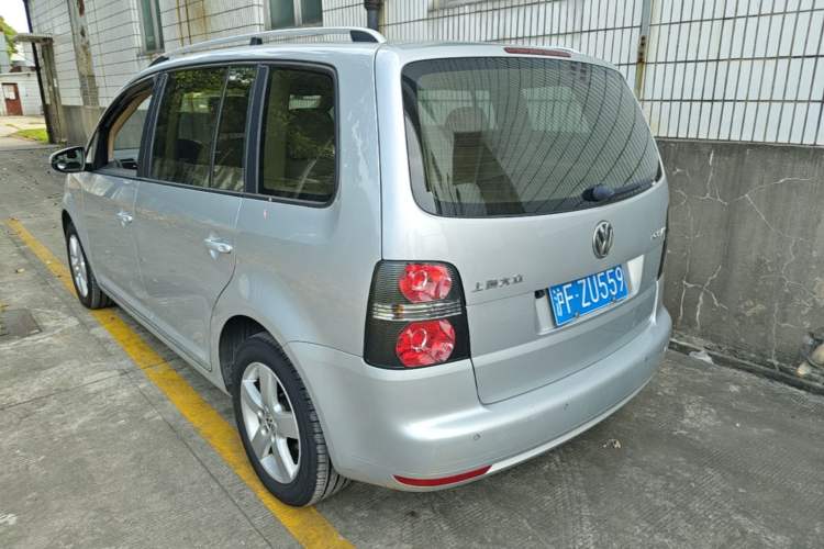 Used Volkswagen Touran 2011 1.4T DSG Zhiya Edition 5 Seats Rear Left 45 Deg