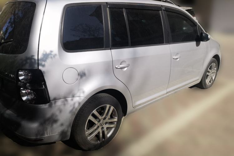 Used Volkswagen Touran 2011 1.4T DSG Zhiya Edition 5 Seats Rear Right 45 Deg