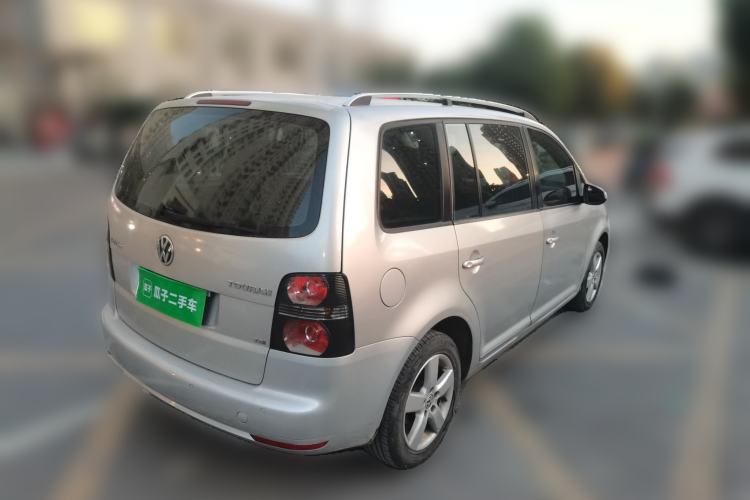Used Volkswagen Touran 2011 1.4T DSG Zhiya Edition 5 Seats Rear Right 45 Deg
