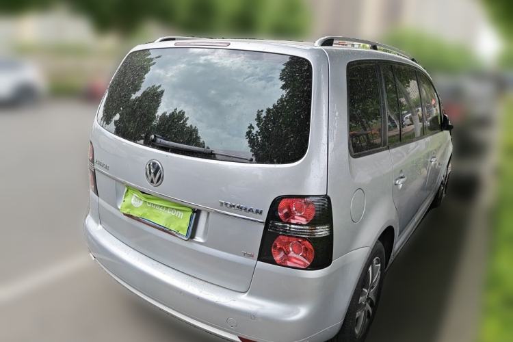 Used Volkswagen Touran 2011 1.4T DSG ZhiZhen Edition 5 Seats Rear Right 45 Deg