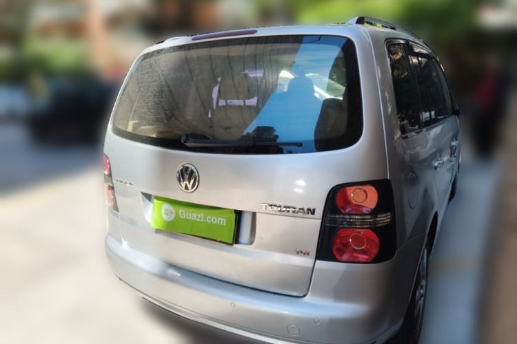 Used Volkswagen Touran 2011 1.4T DSG Zhiya Edition 5 Seats Rear Right 45 Deg