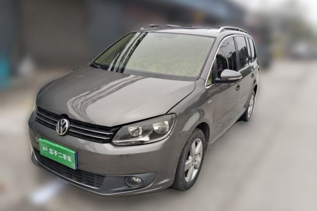 Ojetý Volkswagen Touran 2011 1.4T DSG Zhiya Edition 5 Seats