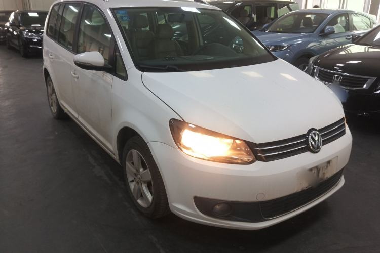 Used Volkswagen Touran 2011 1.4T DSG Zhiya Edition 5 Seats Exterior 1