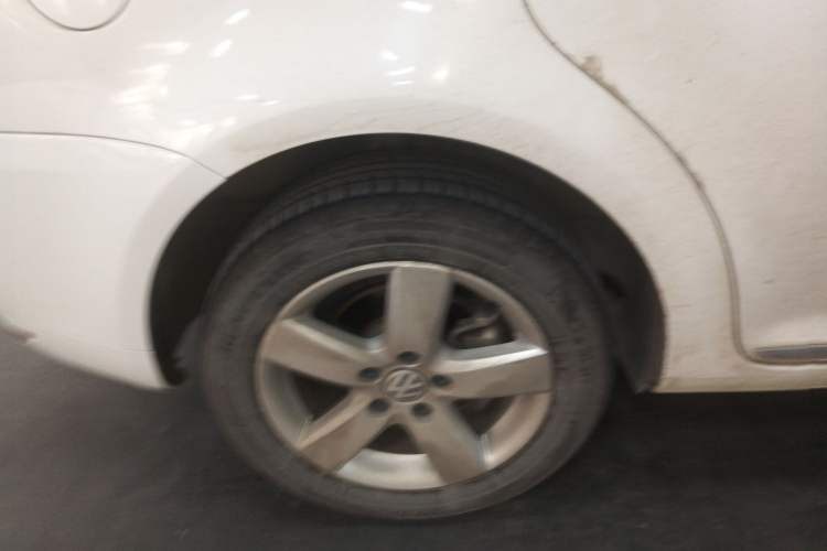 Used Volkswagen Touran 2011 1.4T DSG Zhiya Edition 5 Seats Exterior 5