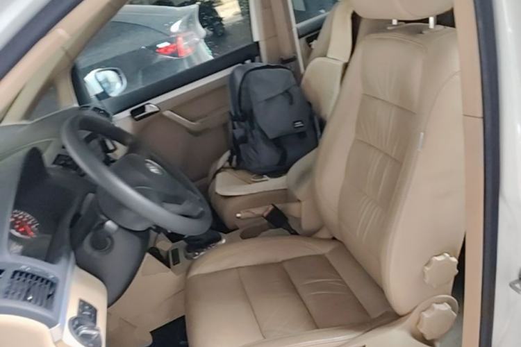Used Volkswagen Touran 2011 1.4T DSG Zhiya Edition 5 Seats Left Front Seat