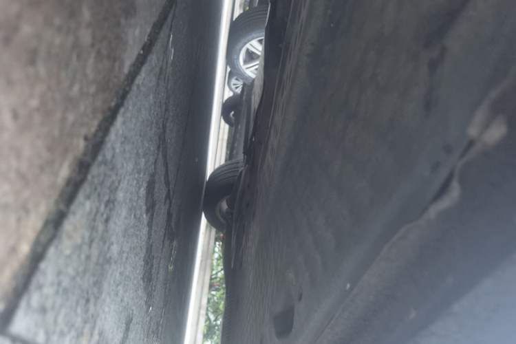 Used Volkswagen Touran 2013 1.4T DSG Comfort Edition 5-Seater Chassis Front Left