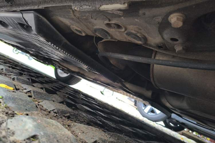 Used Volkswagen Touran 2013 1.4T DSG Comfort Edition 5-Seater Chassis Rear Left