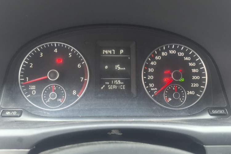 Used Volkswagen Touran 2013 1.4T DSG Comfort Edition 5-Seater Instrument Cluster