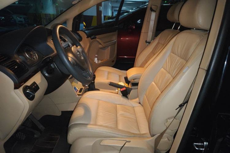 Used Volkswagen Touran 2013 1.4T Manual Comfort Edition 5-Seater Left Front Seat
