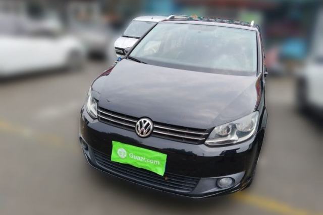 Ojetý Volkswagen Touran 2013 1.4T Manual Fashion Edition 5 Seats