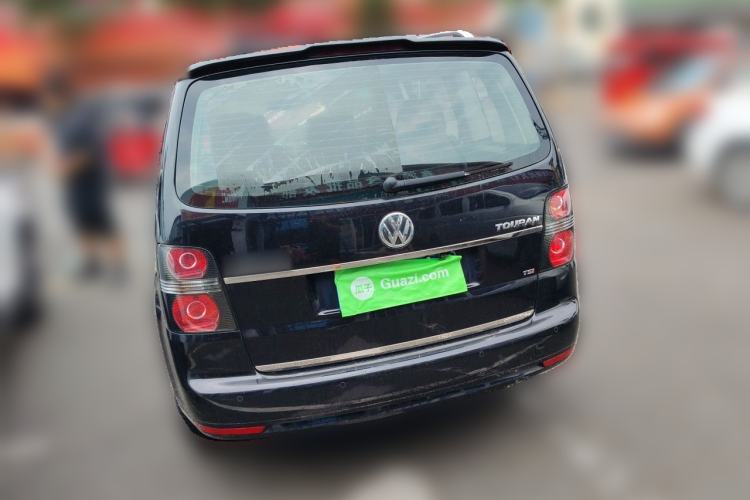 Used Volkswagen Touran 2013 1.4T Manual Fashion Edition 5 Seats Rear Left 45 Deg