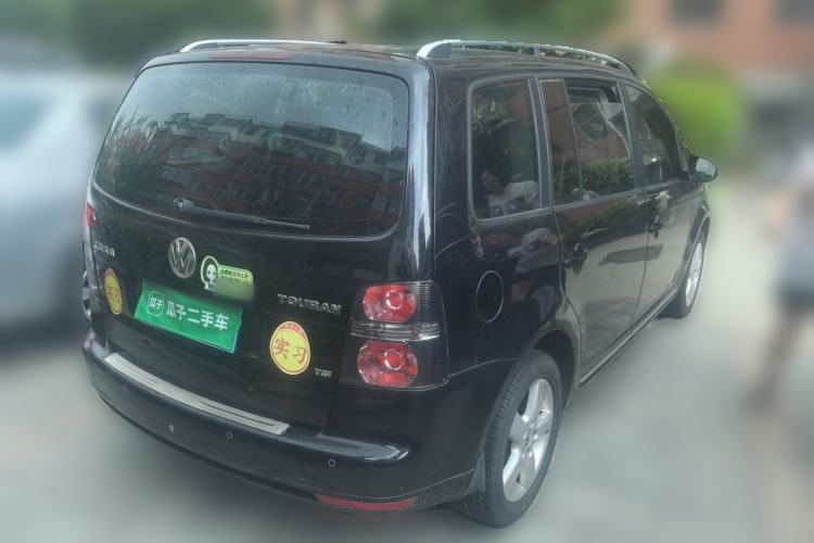 Used Volkswagen Touran 2013 1.4T DSG Comfort Edition 5-Seater Rear Right 45 Deg