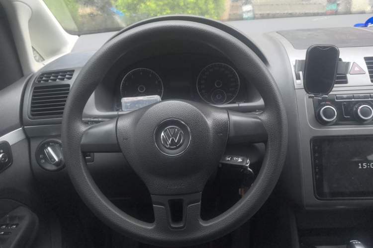 Used Volkswagen Touran 2013 1.4T DSG Comfort Edition 5-Seater Steering Wheel